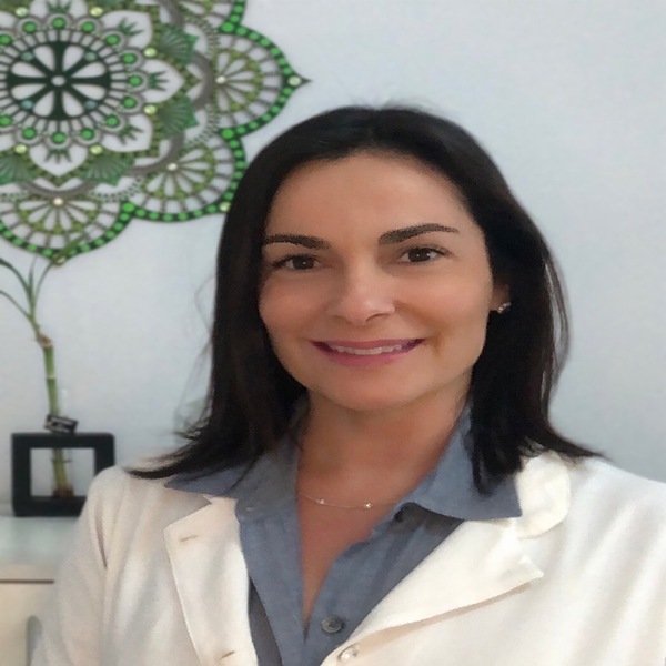 Dra. Maria Izabel Romani Lavio