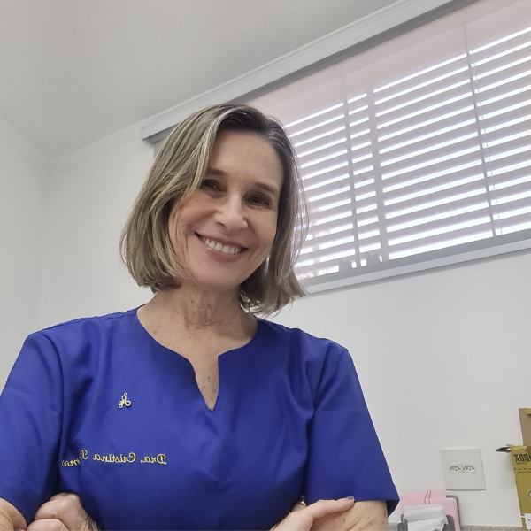 Dra. Thelma Costa Alves
